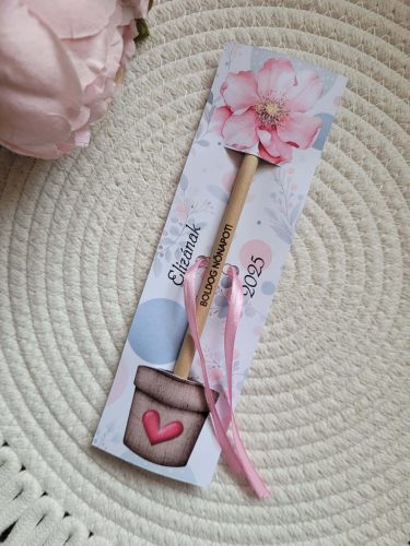 Gravírozott ceruza nőnapra